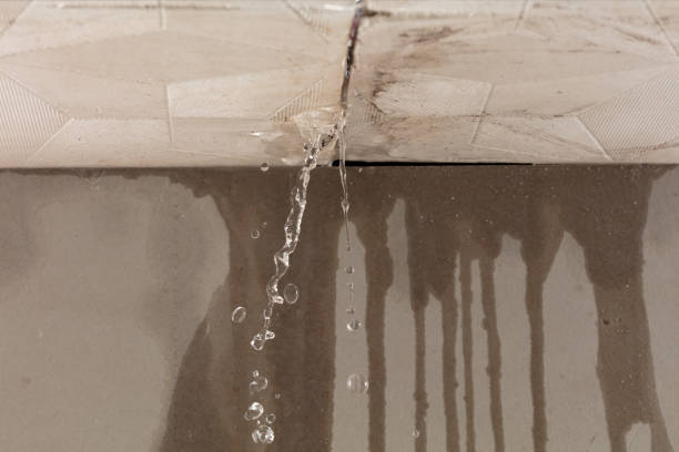 Professional Sewage Cleanup technician working in Highland Park, NJ